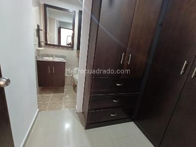 Apartamento de 3 alcobas en arriendo en Laureles Medellin, Medellín, 148 m² · foto 4 de 20