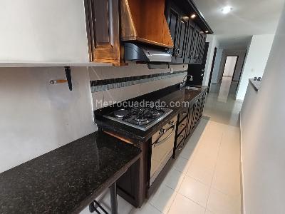 Apartamento de 3 alcobas en arriendo en Laureles Medellin, Medellín, 148 m² · foto 13 de 20