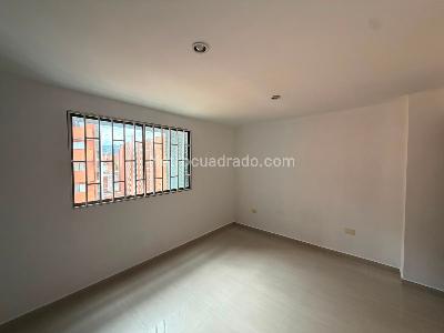 Apartamento de 3 alcobas en arriendo en Laureles Medellin, Medellín, 148 m² · foto 19 de 20