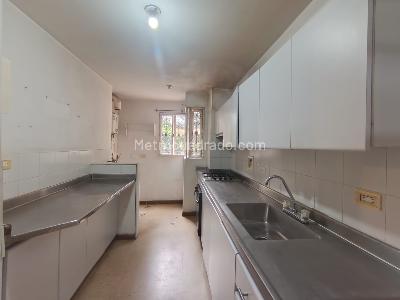 Apartamento de 2 alcobas en arriendo en Laureles Medellin, Medellín, 82 m² · foto 4 de 17