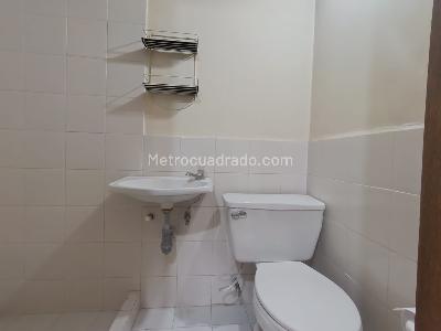 Apartamento de 2 alcobas en arriendo en Laureles Medellin, Medellín, 82 m² · foto 8 de 17