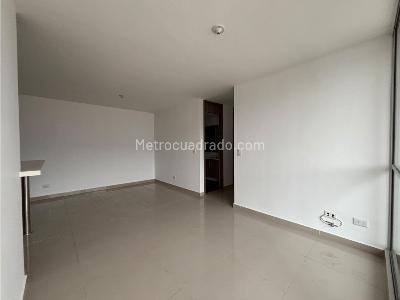 Apartamento de 3 alcobas en venta en Cabañas, Bello, 90 m² · foto 9 de 19