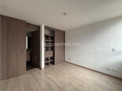 Apartamento de 3 alcobas en venta en Cabañas, Bello, 90 m² · foto 10 de 19