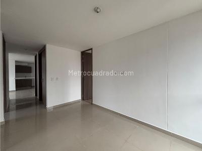 Apartamento de 3 alcobas en venta en Cabañas, Bello, 90 m² · foto 11 de 19