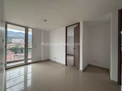 Apartamento de 3 alcobas en venta en Cabañas, Bello, 90 m² · foto 15 de 19