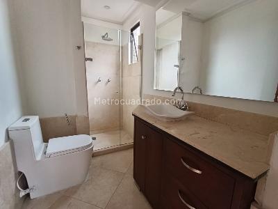 Apartamento de 5 alcobas en arriendo en El Tesoro, Medellín, 400 m² · foto 6 de 20