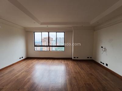 Apartamento de 5 alcobas en arriendo en El Tesoro, Medellín, 400 m² · foto 8 de 20