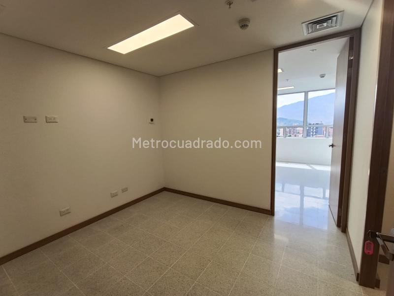 Consultorio en Arriendo, Los Pinos, Medellín - Vista 3