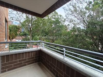 Apartamento de 2 alcobas en arriendo en Loma Del Escobero Envigado, Envigado, 78 m² · foto 4 de 20