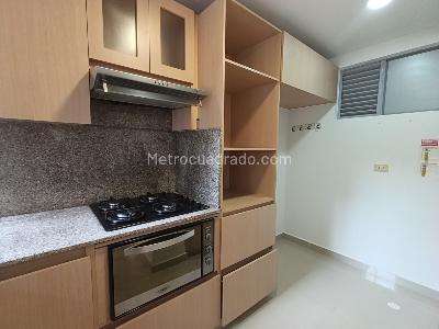 Apartamento de 2 alcobas en arriendo en Loma Del Escobero Envigado, Envigado, 78 m² · foto 10 de 20