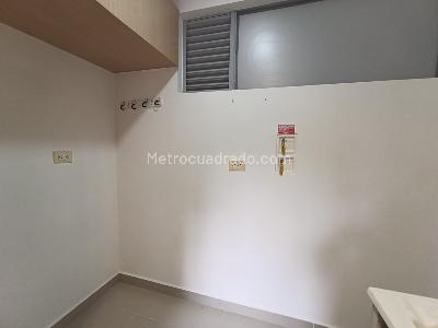 Apartamento de 2 alcobas en arriendo en Loma Del Escobero Envigado, Envigado, 78 m² · foto 13 de 20