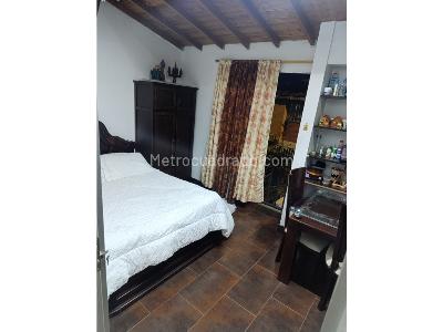 Casa de 4 alcobas en venta en Robledo, Medellín, 62 m² · foto 5 de 17