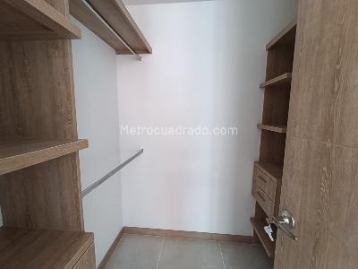 Apartamento de 3 alcobas en arriendo en Los Colegios, Rionegro, 74 m² · foto 5 de 15