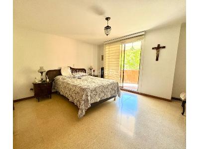Apartamento de 3 alcobas en venta en Laureles, Medellín, 165 m² · foto 18 de 20