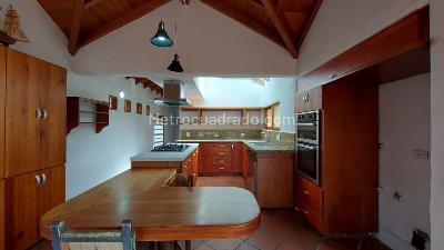 Casa de 4 alcobas en arriendo en Alto De Palmas, Envigado, 350 m² · foto 7 de 19