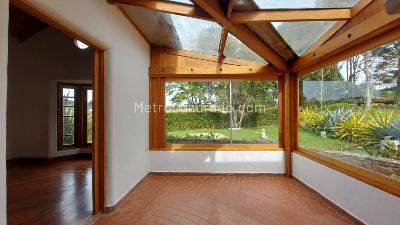 Casa de 4 alcobas en arriendo en Alto De Palmas, Envigado, 350 m² · foto 15 de 19