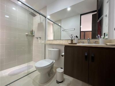 Apartamento de 3 alcobas en venta en San Jose, Sabaneta, 80 m² · foto 14 de 19