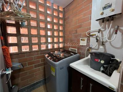 Apartamento de 3 alcobas en venta en San Jose, Sabaneta, 80 m² · foto 16 de 19