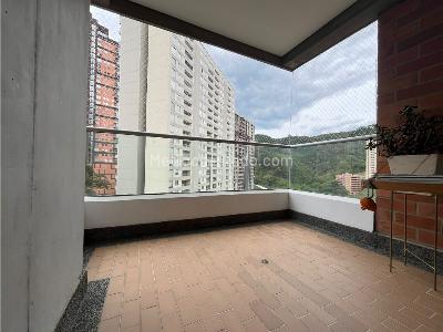 Apartamento de 3 alcobas en venta en San Jose, Sabaneta, 80 m² · foto 18 de 19