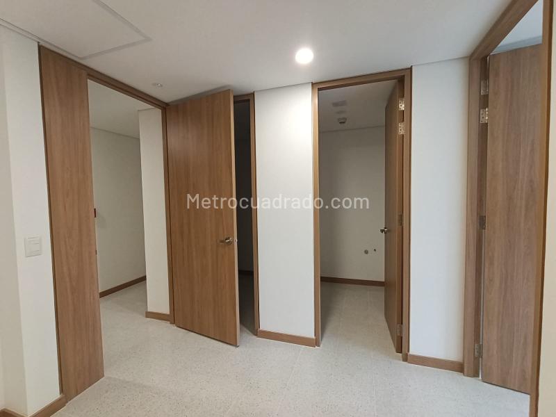 Consultorio en Arriendo, Laureles Medellin, Medellín - Más