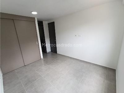 Apartamento de 3 alcobas en venta en Bello, Medellín, 57 m² · foto 5 de 17