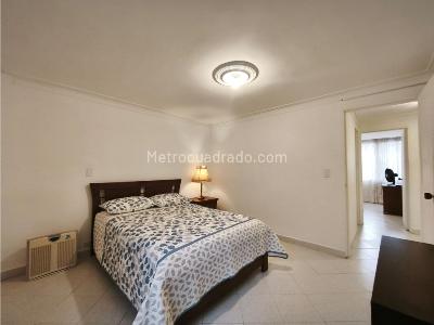 Apartamento en venta en Laureles, Medellín · foto 14 de 20