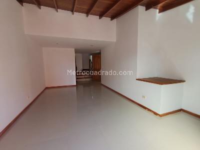 Apartamento de 3 alcobas en arriendo en La Castellana, Medellín, 115 m² · foto 5 de 20