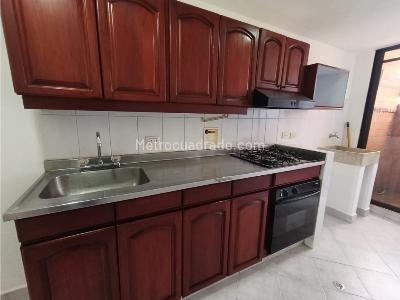 Apartaestudio en venta en Laureles, Medellín, 52 m² · foto 2 de 12