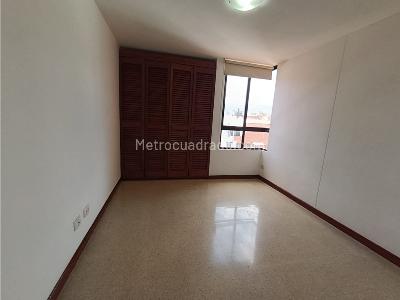 Apartaestudio en venta en Laureles, Medellín, 52 m² · foto 6 de 12