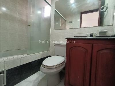 Apartaestudio en venta en Laureles, Medellín, 52 m² · foto 9 de 12