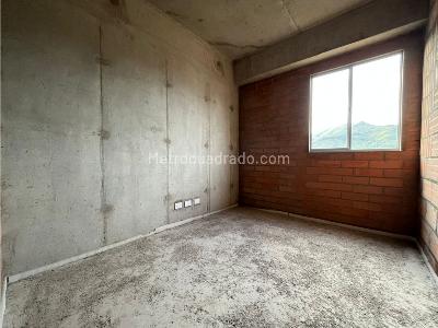 Apartamento de 3 alcobas en venta en Ditaires, Itagüí, 68 m² · foto 18 de 20