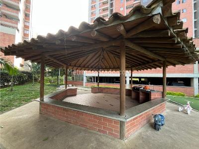 Apartamento de 3 alcobas en venta en Ditaires, Itagüí, 68 m² · foto 20 de 20