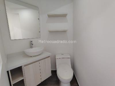Apartamento de 2 alcobas en arriendo en Loma Del Escobero Envigado, Envigado, 68 m² · foto 2 de 20