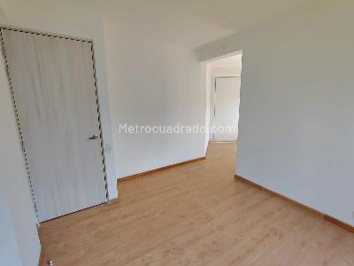 Apartamento de 2 alcobas en arriendo en Loma Del Escobero Envigado, Envigado, 68 m² · foto 4 de 20