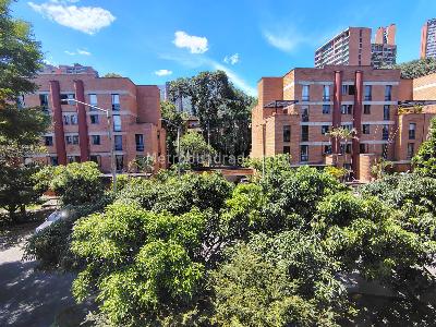 Apartamento de 2 alcobas en arriendo en Loma Del Escobero Envigado, Envigado, 68 m² · foto 11 de 20