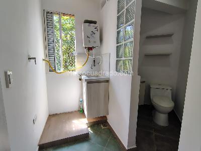 Apartamento de 2 alcobas en arriendo en Loma Del Escobero Envigado, Envigado, 68 m² · foto 18 de 20