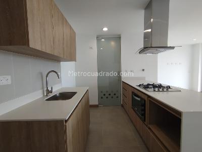 Apartamento de 3 alcobas en arriendo en El Porvenir Rio Negro, Rionegro, 89 m² · foto 4 de 14