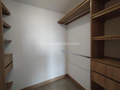 Apartamento de 3 alcobas en arriendo en El Porvenir Rio Negro, Rionegro, 89 m² · foto 12 de 14