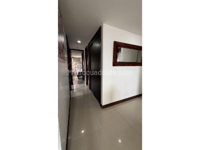Apartamento de 3 alcobas en venta en Las Lomitas, Sabaneta, 91 m² · foto 15 de 20