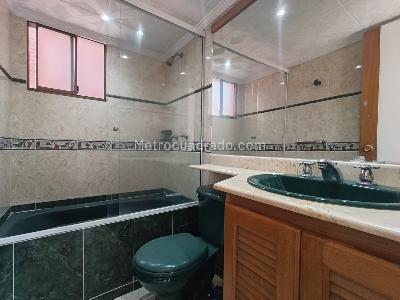 Apartamento de 2 alcobas en arriendo en La Abadia, Envigado, 84 m² · foto 17 de 20