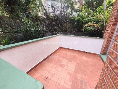 Apartamento de 3 alcobas en arriendo en El Tesoro, Medellín, 234 m² · foto 18 de 18