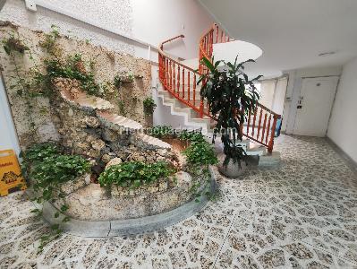 Casa de 5 alcobas en arriendo en El Nogal Los Almendros, Medellín, 350 m² · foto 1 de 19