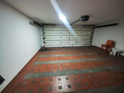 Casa de 5 alcobas en arriendo en El Nogal Los Almendros, Medellín, 350 m² · foto 13 de 19