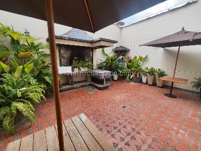 Casa de 5 alcobas en arriendo en El Nogal Los Almendros, Medellín, 350 m² · foto 15 de 19