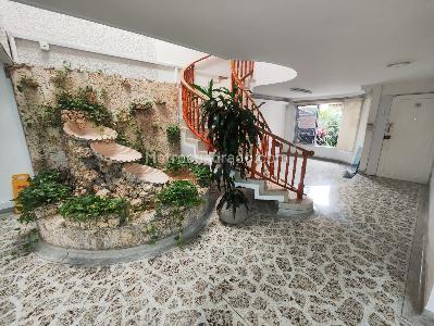 Casa de 5 alcobas en arriendo en El Nogal Los Almendros, Medellín, 350 m² · foto 18 de 19