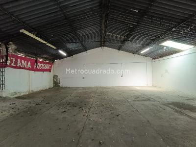 Warehouse for rent in Bello, Bello