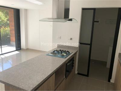 Apartamento de 3 alcobas en venta en San Antonio De Pereira, Rionegro, 86 m² · foto 2 de 10