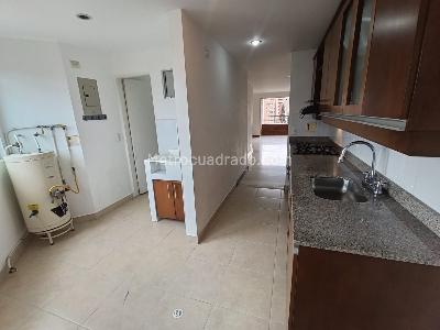 Apartamento de 3 alcobas en arriendo en Laureles Medellin, Medellín, 115 m² · foto 4 de 20