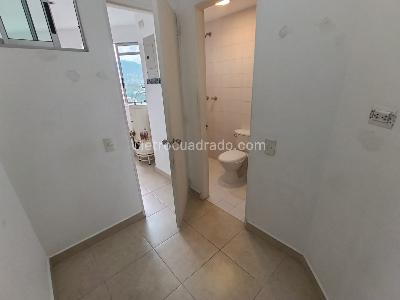 Apartamento de 3 alcobas en arriendo en Laureles Medellin, Medellín, 115 m² · foto 5 de 20