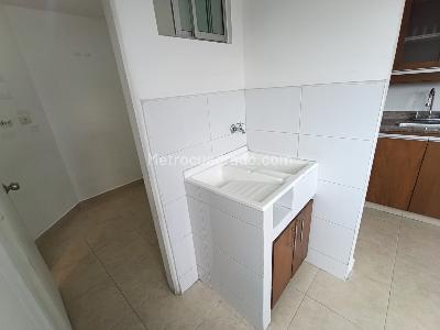 Apartamento de 3 alcobas en arriendo en Laureles Medellin, Medellín, 115 m² · foto 7 de 20